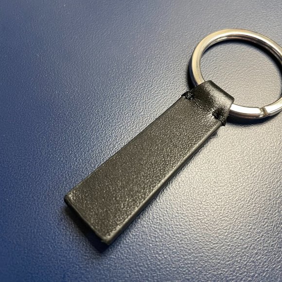 Off White Key Ring - Picture 8 of 16